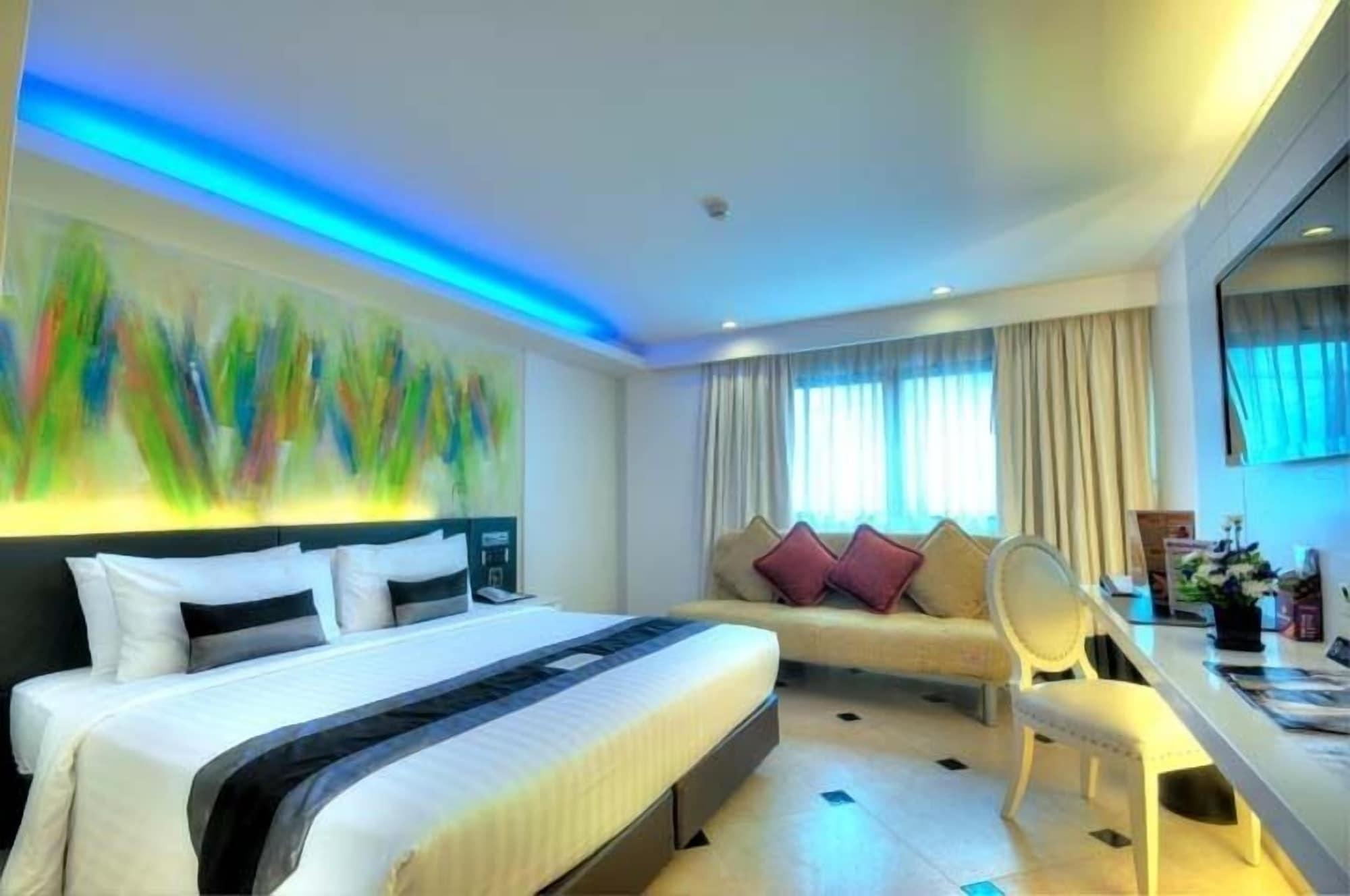Hotel Aspira Skyy Sukhumvit 1 Bangkok Exterior foto