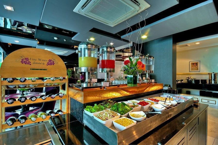 Hotel Aspira Skyy Sukhumvit 1 Bangkok Exterior foto