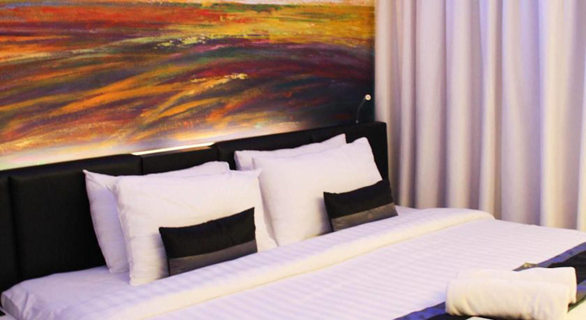 Hotel Aspira Skyy Sukhumvit 1 Bangkok Exterior foto